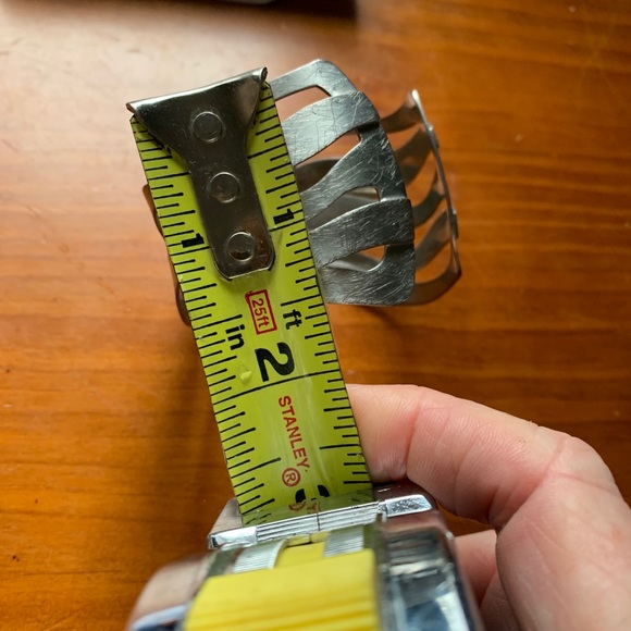 Wave cuff bracelet - Picture 6 of 7